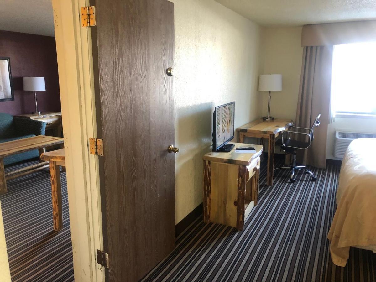 Studio 6 Suites Butte Mt I-90 I-15 Экстерьер фото